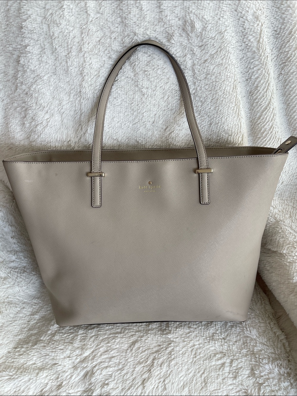 Kate Spade Taupe Leather Tote in Neutral Beige Khaki XL